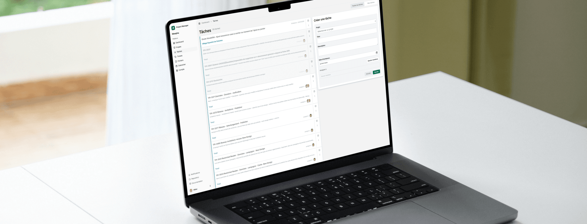 Project Manager by Meepha - Mockup Macbook 03